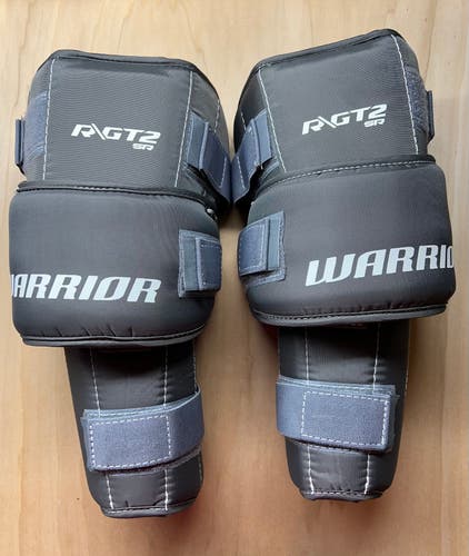 New Warrior GT2 Knee Pads Senior Size