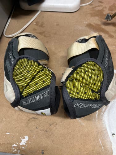 Junior Used Large Bauer Supreme S170 Elbow Pads