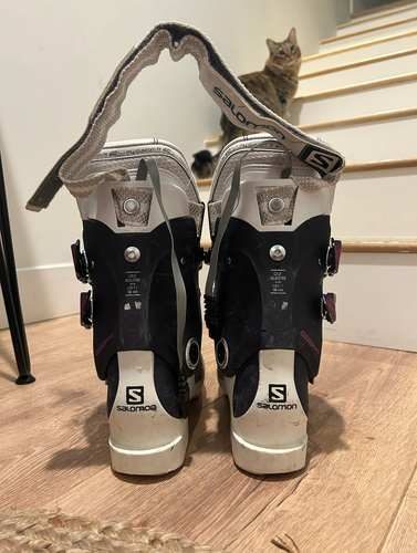 Used Salomon Ski Boots