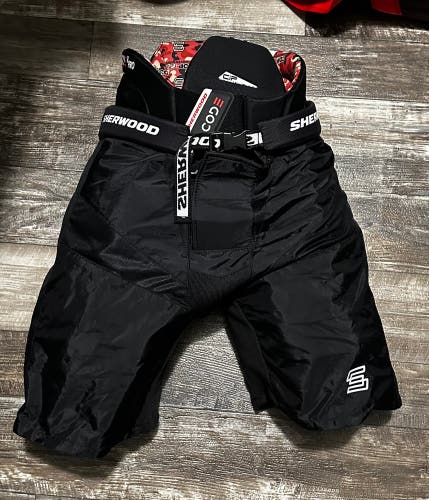 Sherwood Code V Pro Girdle and Shell Bundle