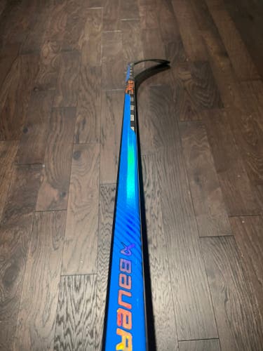 Used Left Hand P92  Nexus Sync Hockey Stick