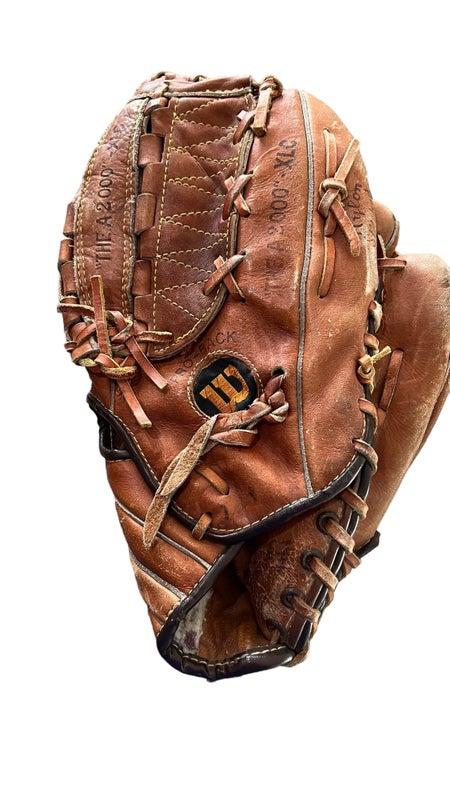 Wilson The A2000 XLC Leather Baseball Glove Mitt Right Hand Throw