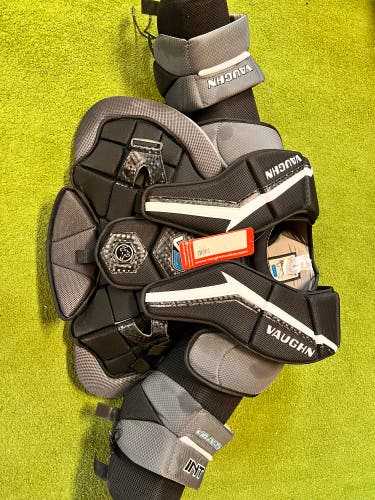 New XL Vaughn  Velocity V9 Goalie Chest Protector