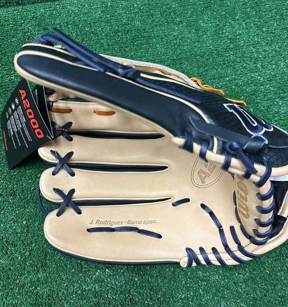 2024 Wilson A2000 JR44 12.75