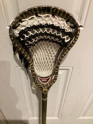 Used Nike Black and Yellow Pursuit 7075 Shaft with STX v2 Head