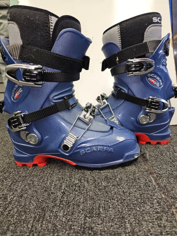 Used Scarpa Telemark Ski Boots Medium Flex