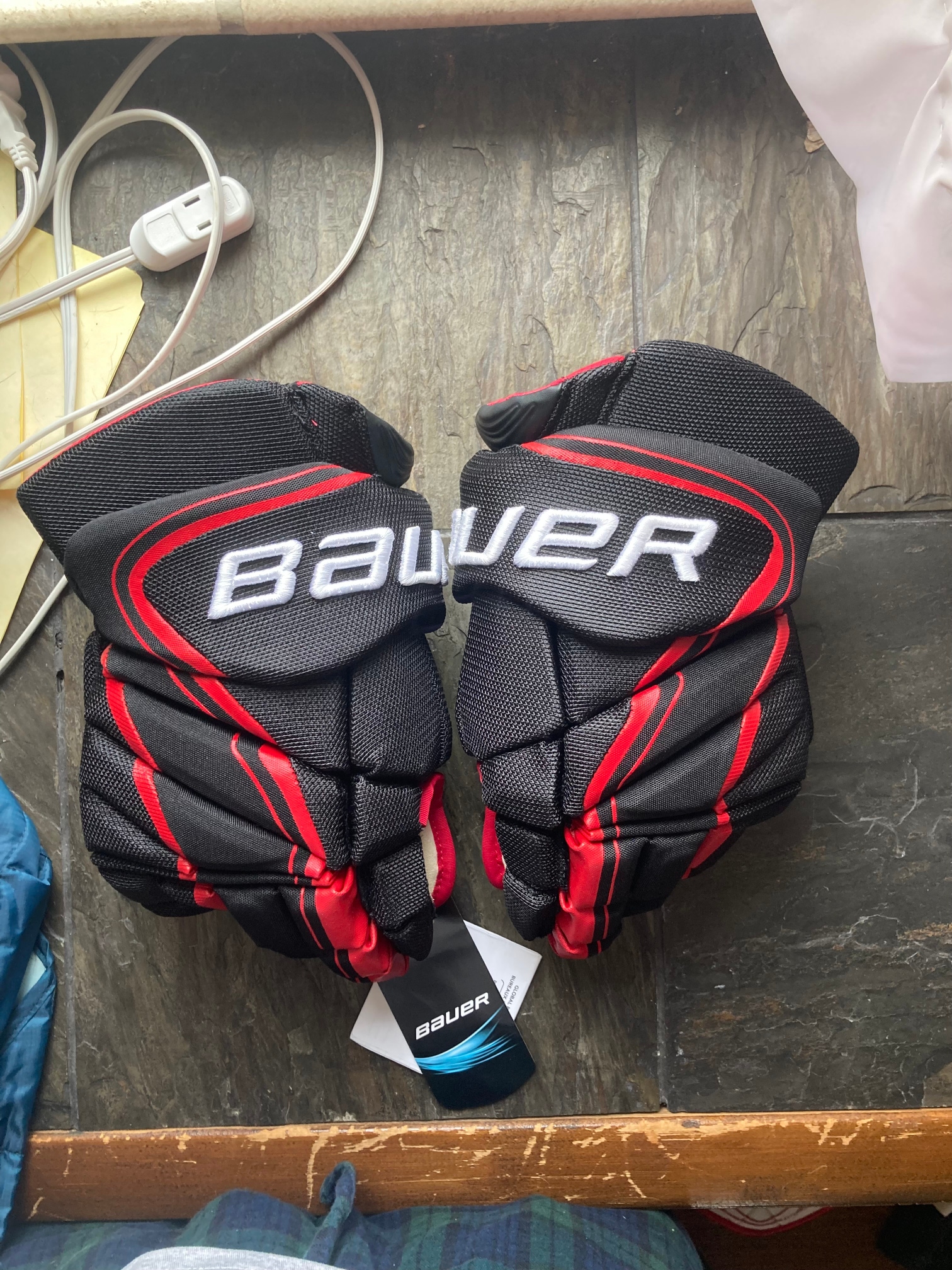 Bauer Vapor 1X Pro Lite Gloves Northeastern