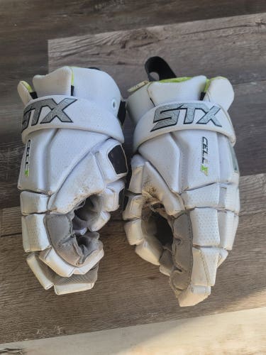 Used STX Cell V Lacrosse Gloves Large