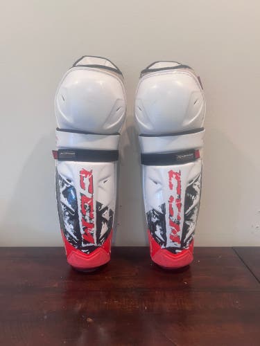 Used CCM 14" Jetspeed FT4 pro Shin Pads