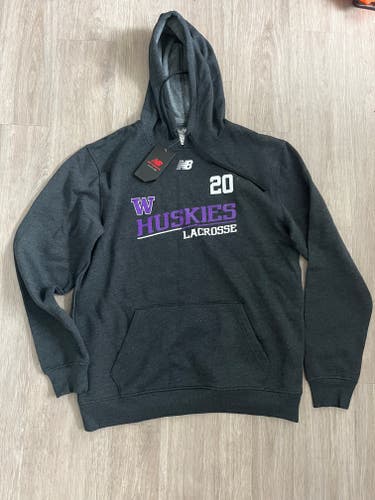 University of Washington Men's Lacrosse Team-Issued #20 Hoodie - Men's Large (New)