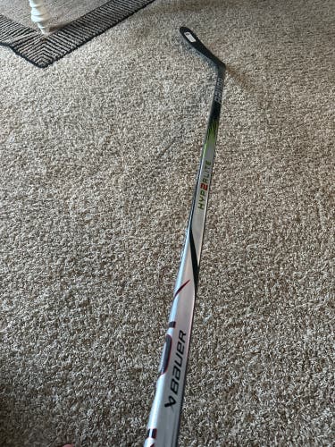 Senior Left Hand P92  Vapor Hyp2rlite Hockey Stick