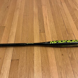 Easton Magnum Youth Baseball Bat 30” 20 oz