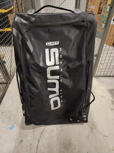 [Like NEW] Grit GT4 Sumo 36" Tower Goalie Bag