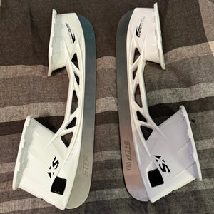 CCM Speedblade XS Holder and Step Steel BRAND NEW