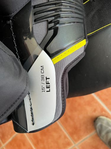 CCM AS 580 shin guards