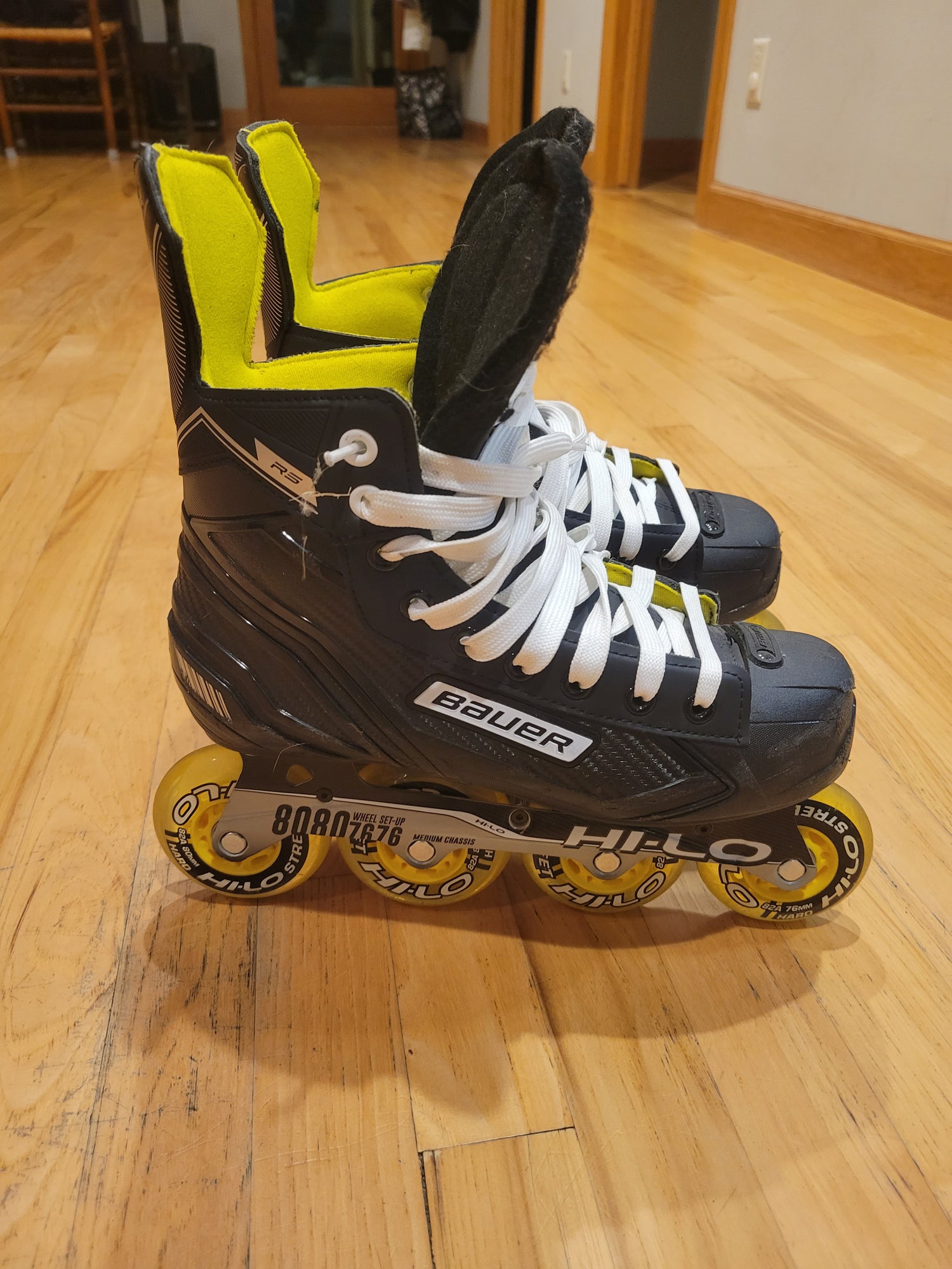 Used Bauer RS Inline Skates Regular Width Size 7 SidelineSwap