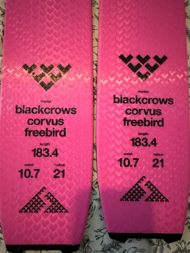 Used Unisex 2023 Black Crows 183 cm All Mountain Corvus Freebird Skis Without Bindings