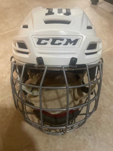 Used Medium CCM Pro Stock Resistance Helmet