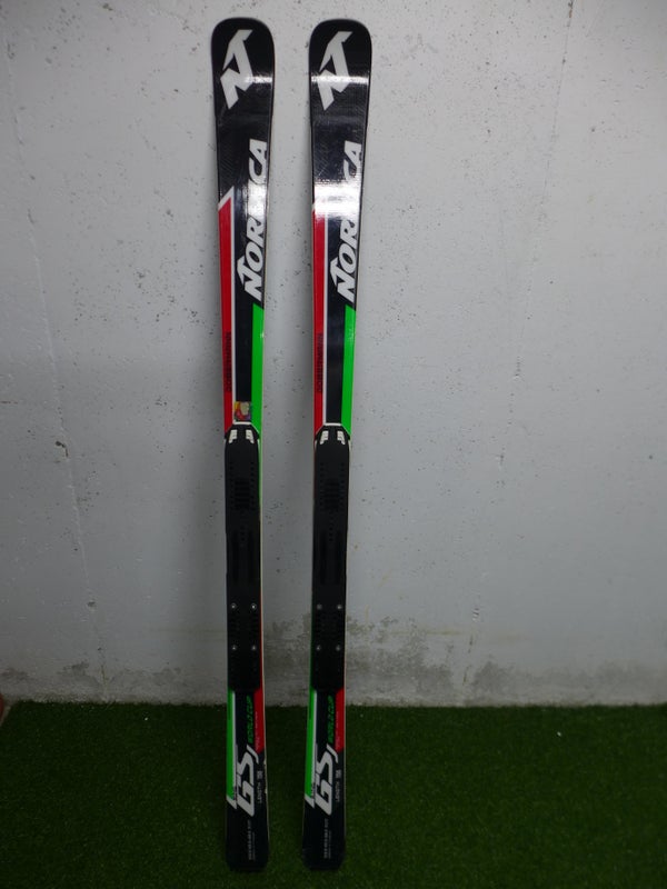 Used 156 cm Nordica Dobermann GS Skis