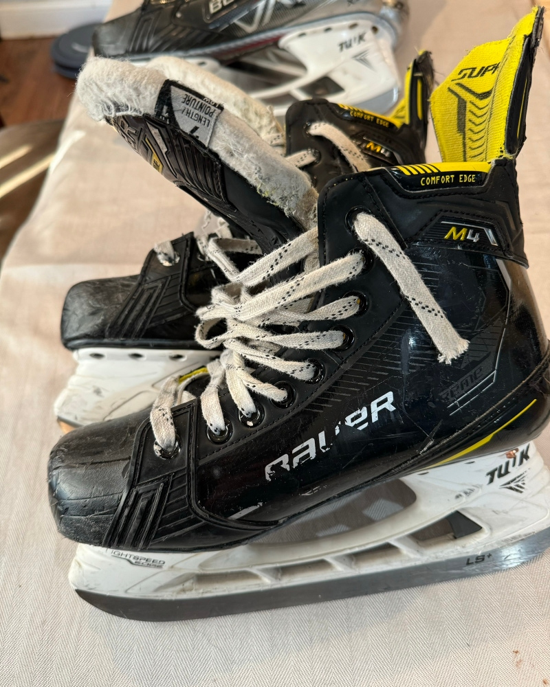 Used Bauer Narrow Width 7 Supreme M4 Hockey Skates