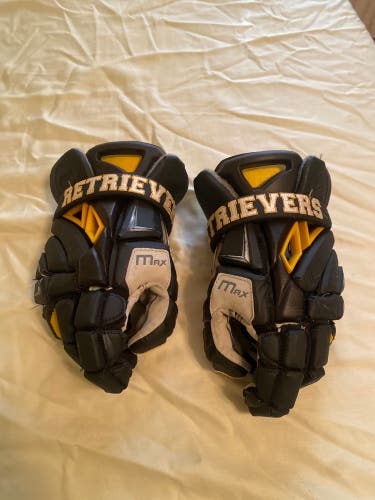 UMBC Black Gloves