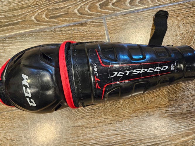 Youth Used CCM JetSpeed FT350 10" Shin Pads