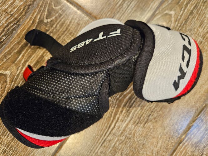 Junior Used Small CCM JetSpeed FT485 Elbow Pads