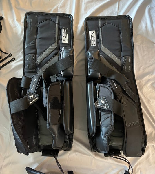 33" Bauer Supreme M5 Pro Goalie Leg Pads
