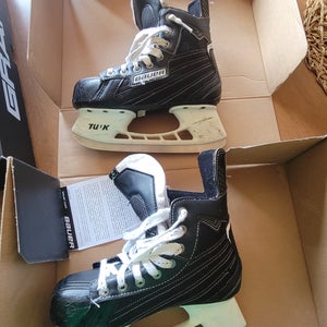 Junior Used Bauer Nexus 4000 Hockey Skates Regular Width Size 3