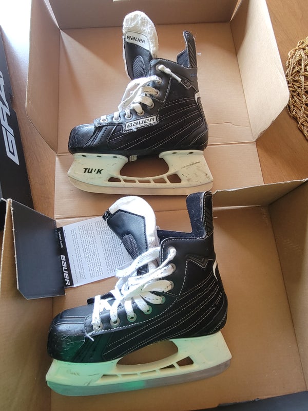 Junior Used Bauer Nexus 4000 Hockey Skates Regular Width Size 3