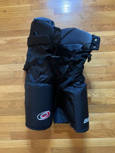 Senior Medium Bauer Pro Stock Nexus Custom Pro Hockey Pants