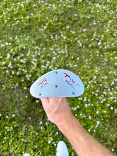 Maxfli Tad Moore Putter