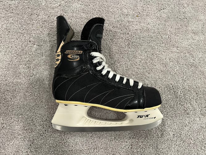 Original Bauer Supreme 2000 Skates (8D)
