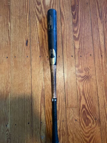 Chandler CC13A Momentum Series 32” Maple Bat