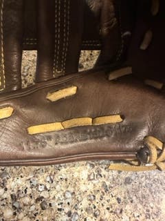 Used Wilson Right Hand Throw Infield A800 Baseball Glove 11.75"