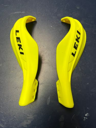 Leki Closed Gate Guard Compact Jr