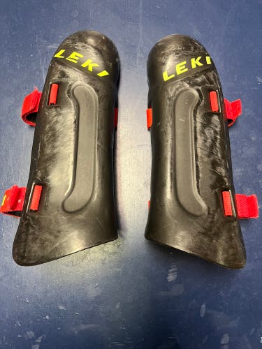 Leki World Cup Pro Shin Guard Junior