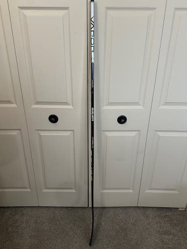 Senior Left Hand P88 Pro Stock Vapor Hyperlite Hockey Stick