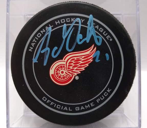 ADAM OATES Autographed Detroit Red Wings NHL Hockey  Signed GAME PUCK