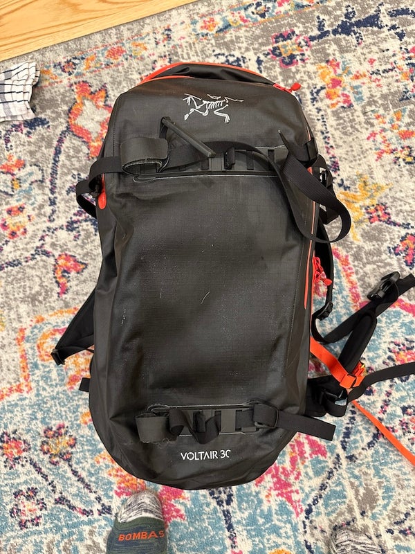 Used Arc'teryx Voltair 30 Airbag and Battery