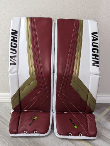 32+1.5 Vaughn SLR2 Pro Carbon Goalie Leg Pads Used