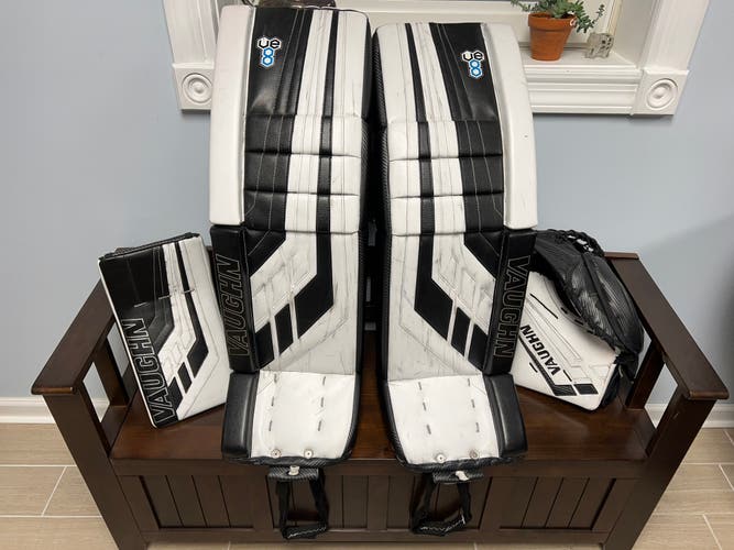 35" Regular Ve8 Pro Carbon Goalie Full Set