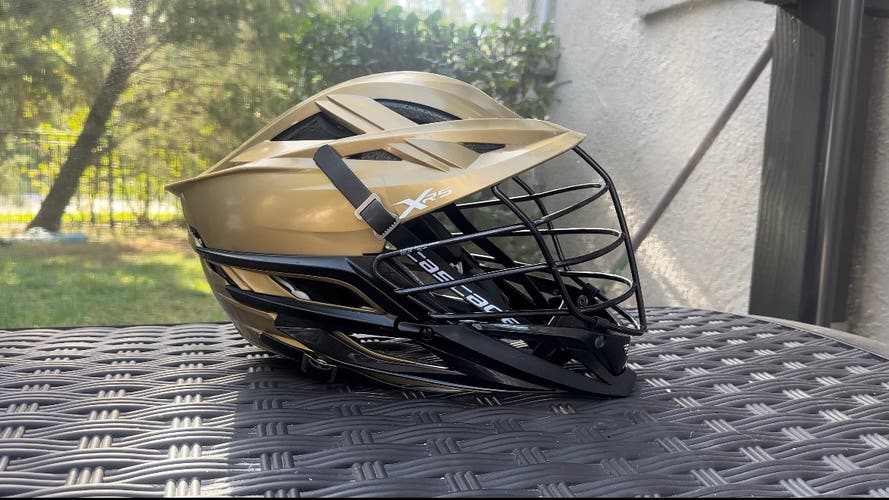 Never Worn Gold Cascade XRS Lacrosse Helmet