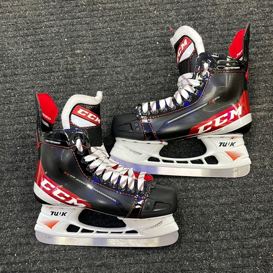 Senior New CCM JetSpeed FT475 Hockey Skates Regular Width Size 6.5
