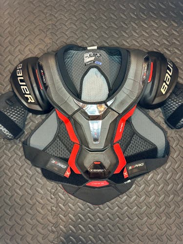 Bauer 3x pro shoulder pads
