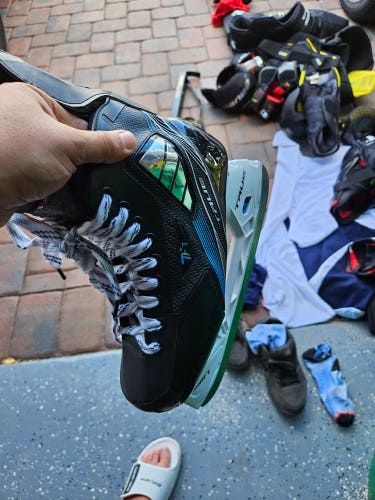 Senior New True TF7 Hockey Skates Wide Width 7