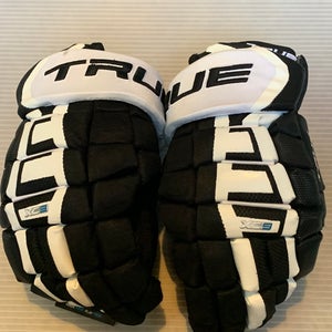 True 12” XC9 Gloves-White Collar