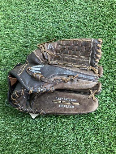 Used Easton Prowess Right Hand Throw Softball Glove 12.5"