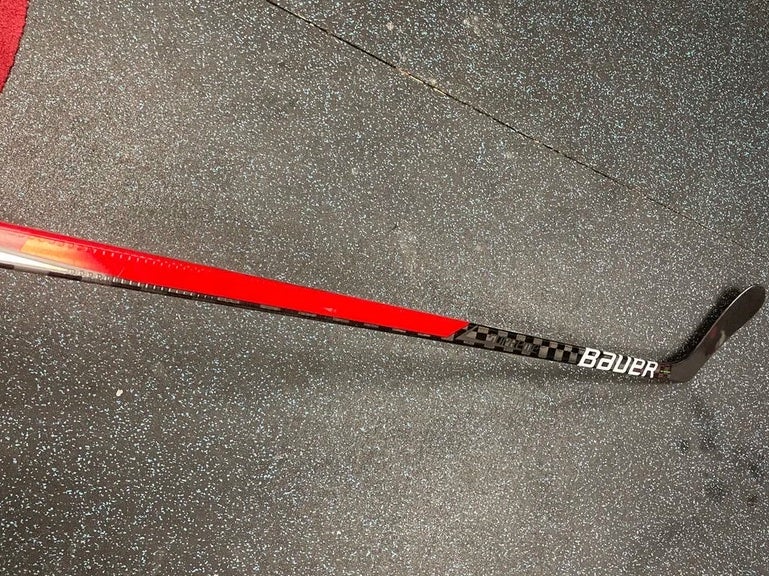 MAX DOMI Bauer Vapor ADV One95 Ultra Sonic grip Pro Stock Hockey stick LH 82 Flex P92