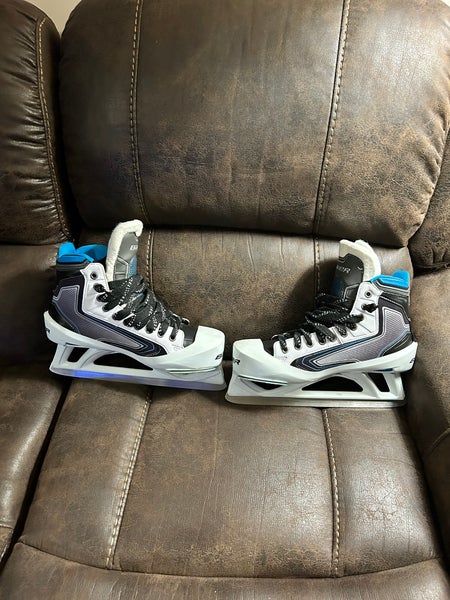 New Bauer Regular Width Size 9 Reactor 7000 Hockey Goalie Skates